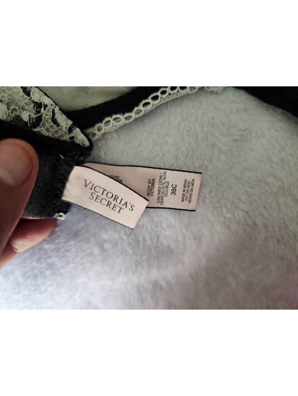 Women's Victoria's Secret Floral Lace Bra Underwire Size 38C Unlined Demi - Picture 13 of 16